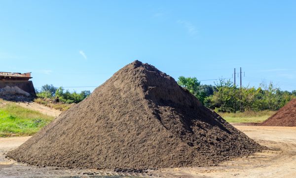 Black Dirt Delivery in Lakeville