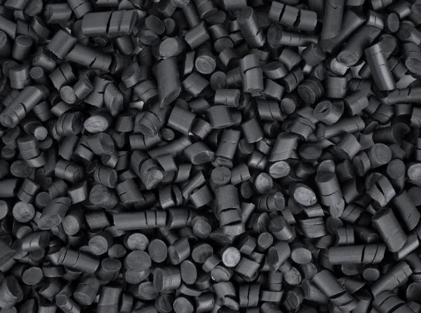 Rubber Mulch Installation in Lakeville