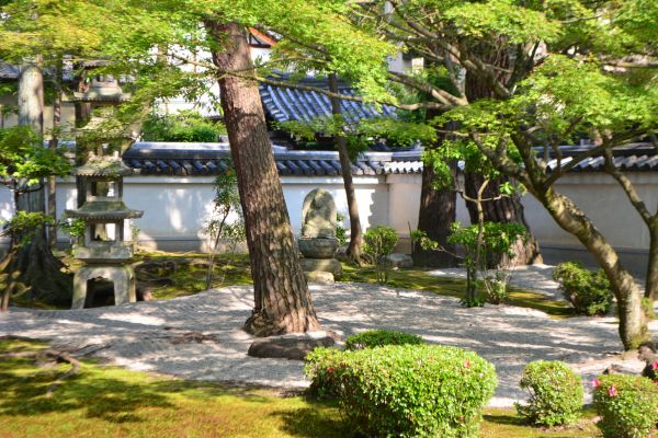 Zen Garden Landscaping in Lakeville