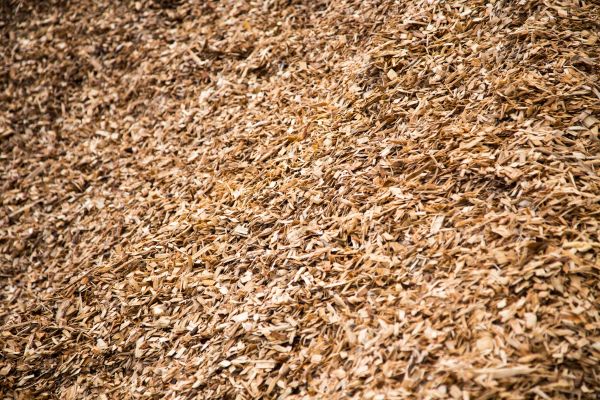 Hardwood Mulch Delivery in Lakeville