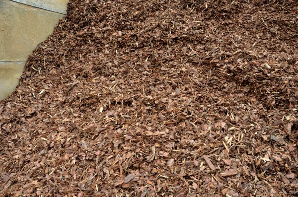 Organic Mulch Delivery in Lakeville