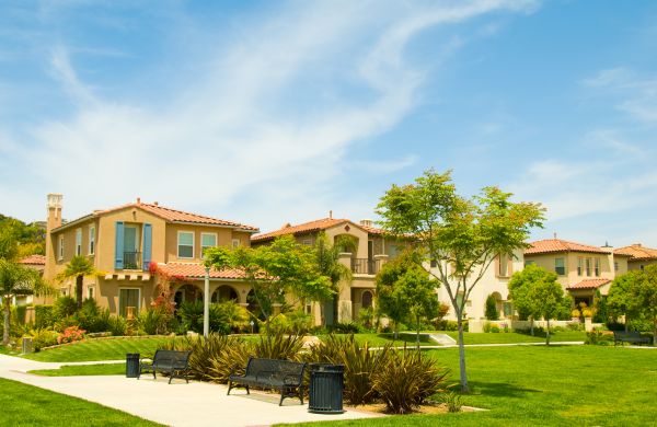Community Landscaping in Lakeville